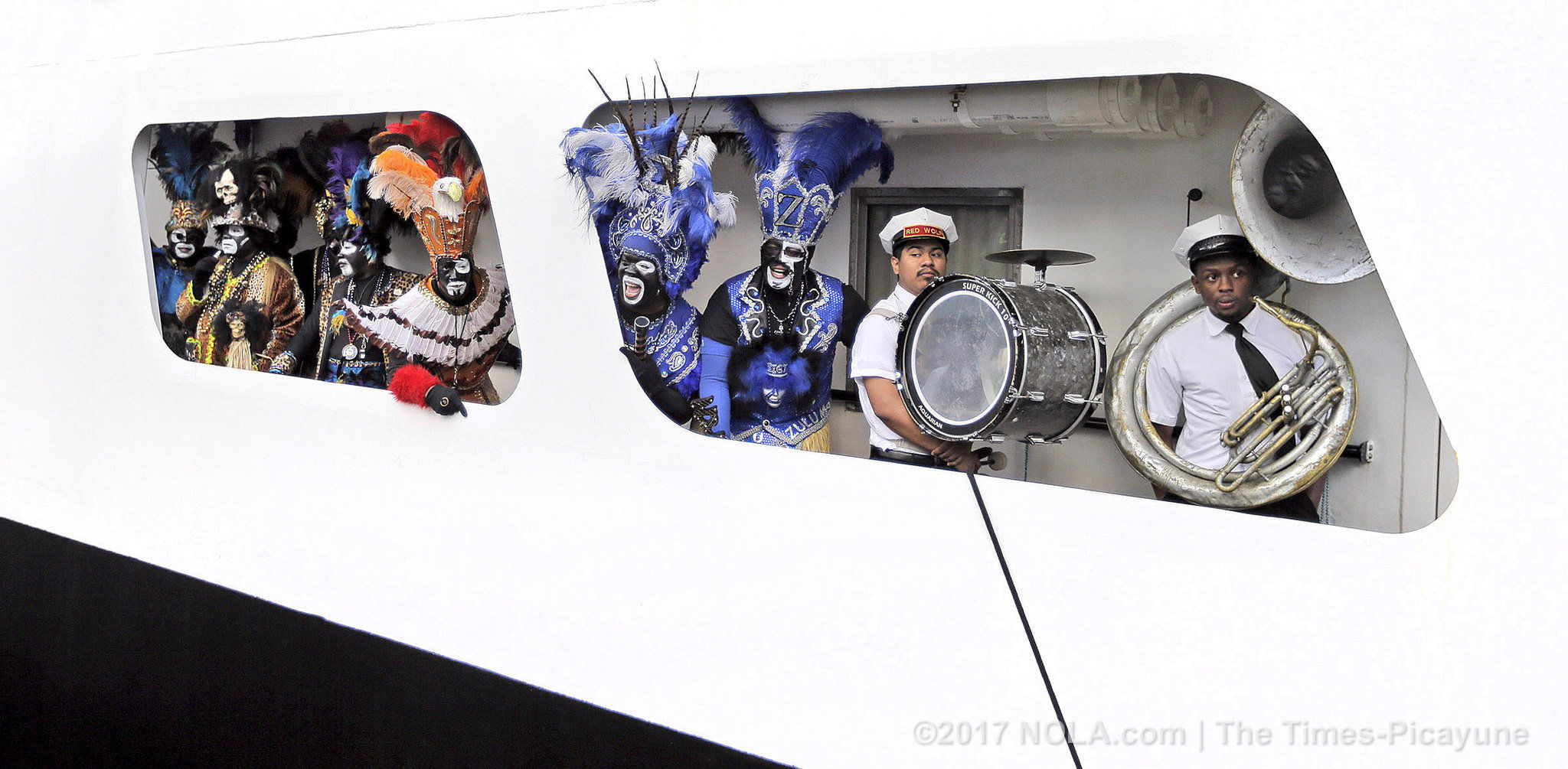 Mardi Gras 2017: Zulu and Rex arrive for Lundi Gras